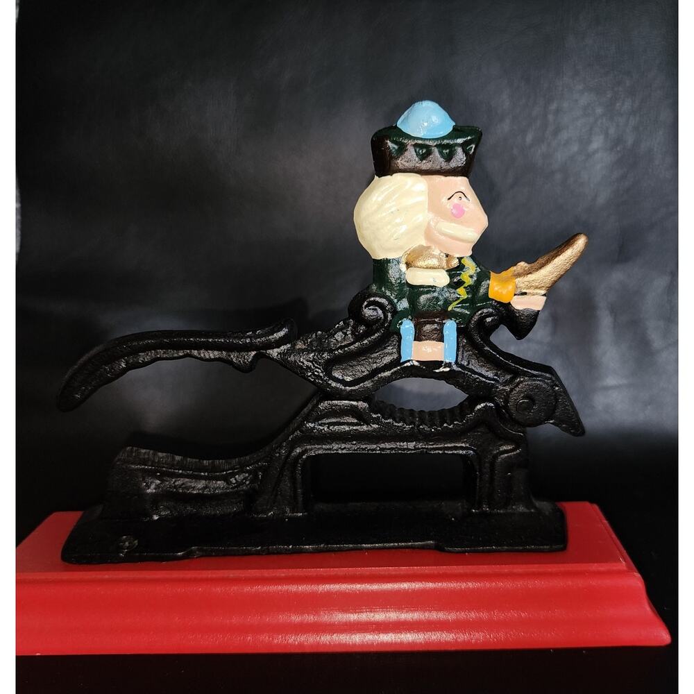 Vintage Nutcracker Cast iron Christmas Paul Revere Toy Soldier